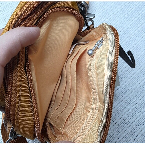 NWT Baggallini Globetrotter Mini Crossbody Tan Adjustable Travel Lightweight - Picture 6 of 16